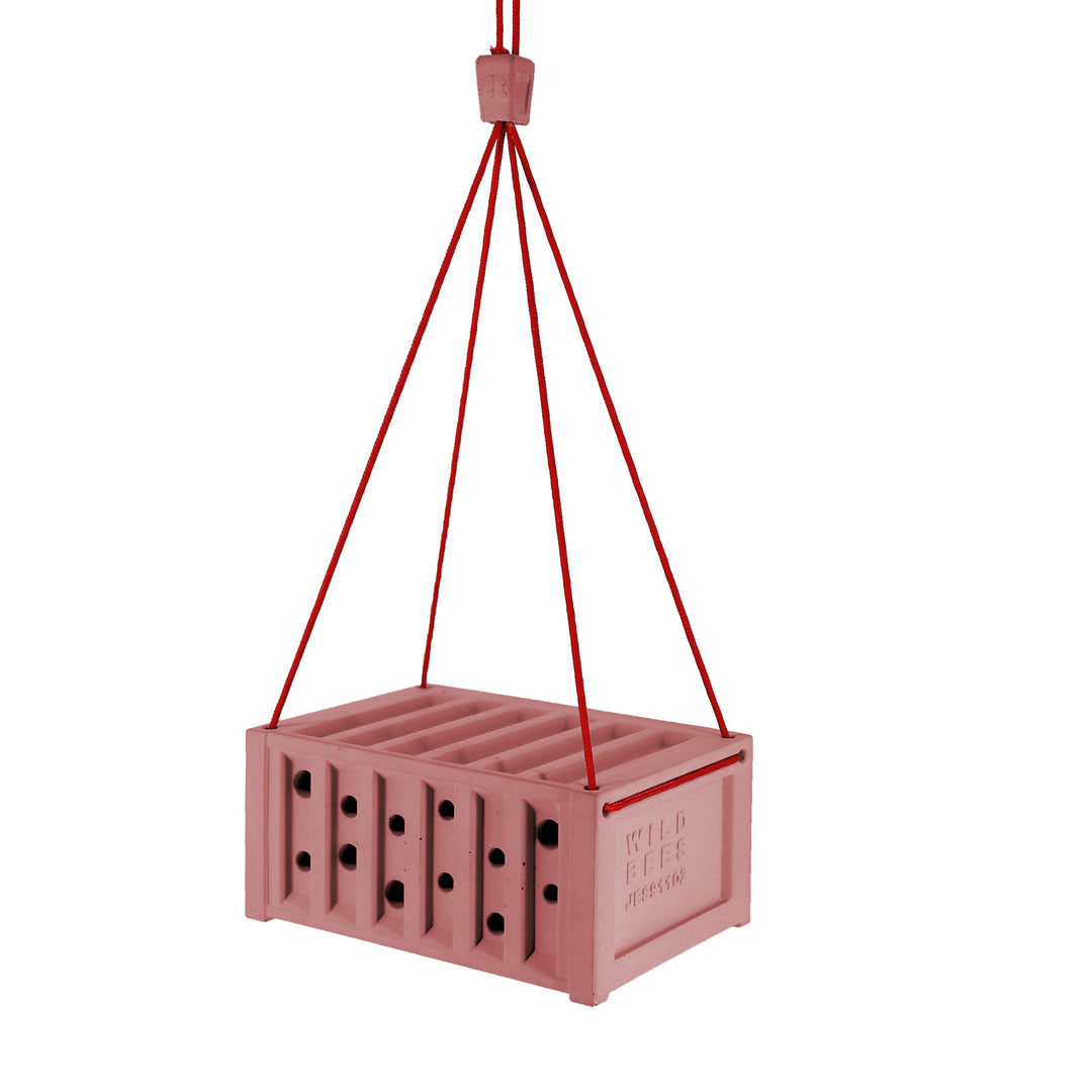 BEECONTAINER - Bienenhotel aus Beton im Container-Design