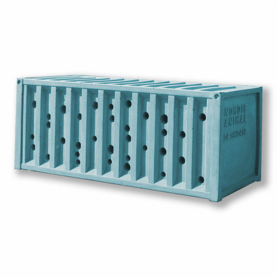 BEECONTAINER - Bienenhotel aus Beton im Container-Design
