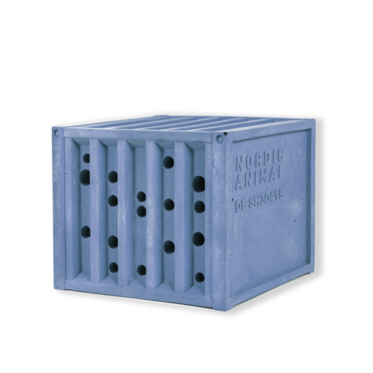 BEECONTAINER - Bienenhotel aus Beton im Container-Design